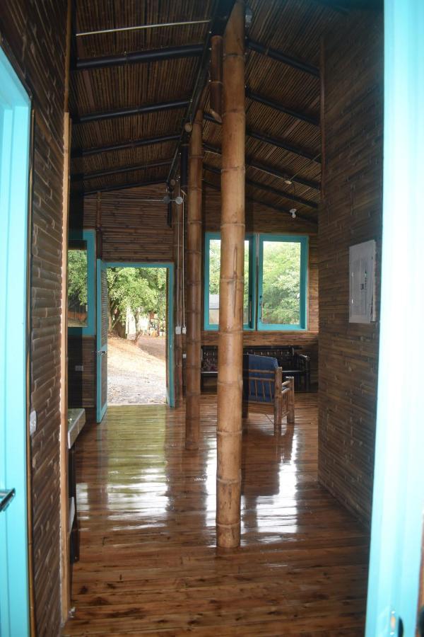 Villa Casa de Bambú Turrialba Exterior foto